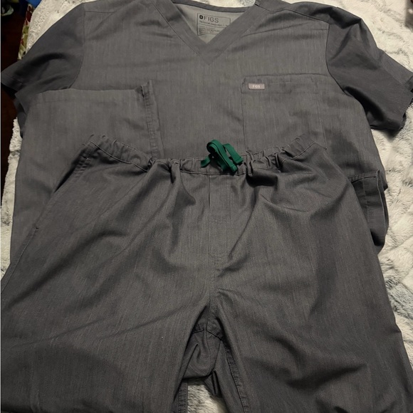 Figs Technical Collection Graphite Scrub Set XL - Picture 1 of 6